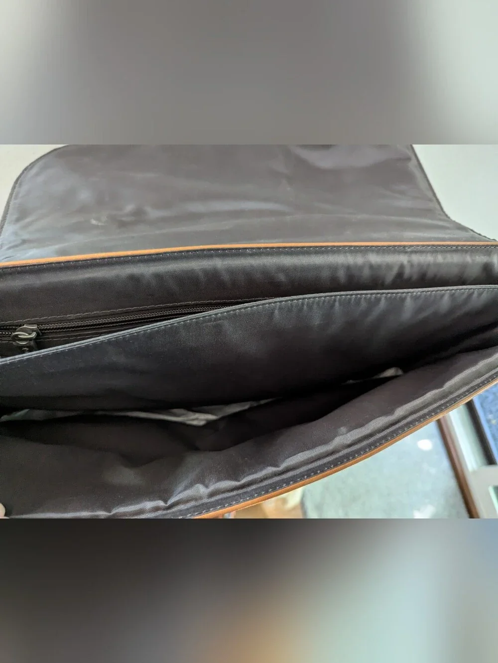Heritage Colombian Genuine Leather 16